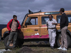 ar20011018-patagonia-4x4-23-lean-s.jpg (20349 bytes)